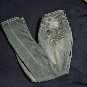 Wallflower Women's Skinny Jeans in Classic Blue